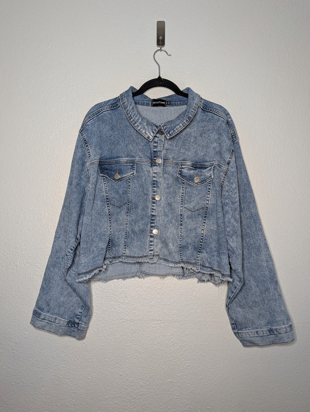 PrettyLittleThing Light Blue Cropped Drop Shoulder Denim Trucker Jacket 22 2X